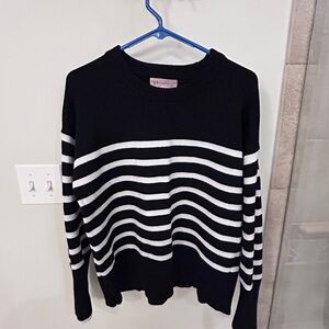 Philosophy Women's Black and White Striped Crew Neck Sweater